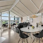 Three-bedroom In Holiday home Nordborg