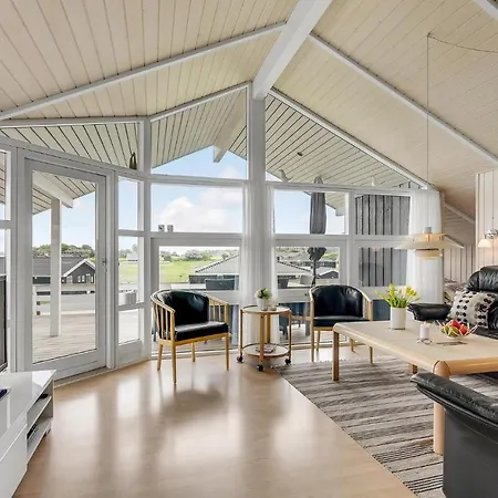 Three-bedroom In Nordborg